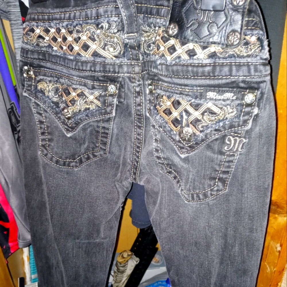 Miss Me straight leg Jeans
